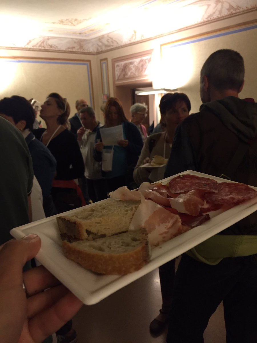 VinoDolomiti's tweet photo. Una selezione di prodotti enogastronomici della Val di Cembra ci aspetta a #DOCcinema https://t.co/G4b8Y1cSNW