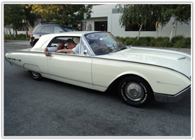 ValenciaBros's tweet photo. #SanJoseAutoUpholstery #BoatUpholstery #ClassicCarUpholstery https://t.co/hIGLt6Fe9H