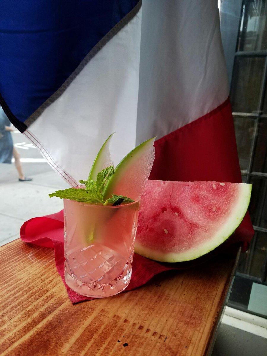 BARRIO47's tweet photo. Happy Bastille Day! Join us tonight for a little revolution! Special cocktail: EL BASTILLERO #barrio47 https://t.co/HDrOpzGSOk