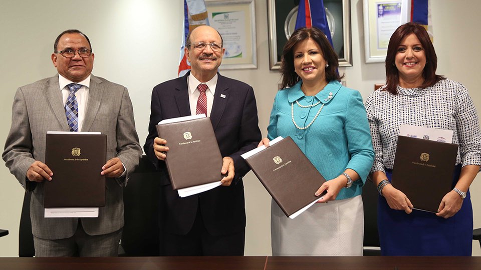 Yunaire Reyes (YunaireReyes) Twitter