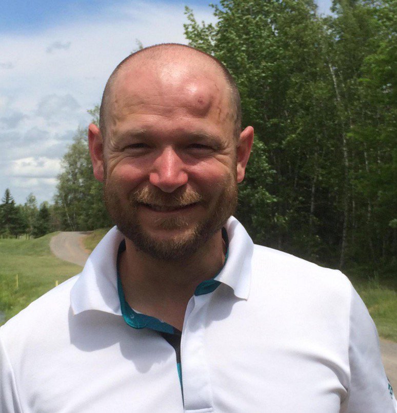 InsureForGolf tweet media