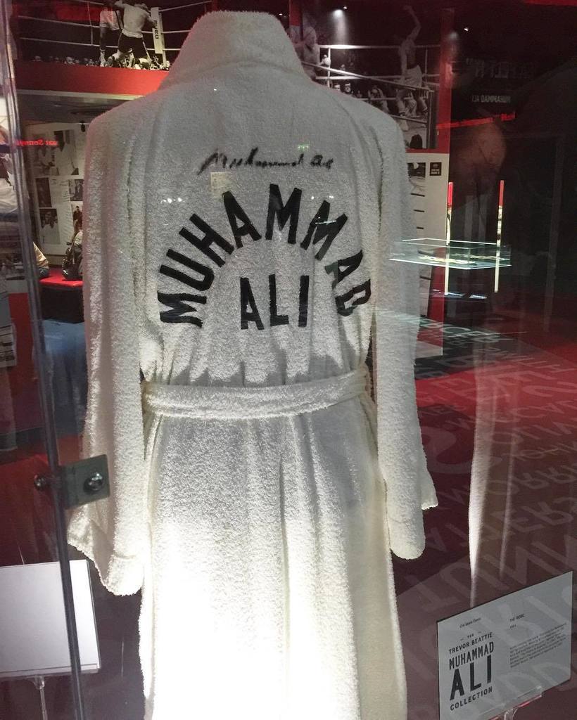 dezzo's tweet image. Inside the #MuhammadAli #Expo @TheO2London #TheGreatest #Boxing #Ali #RIP ift.tt/29MyRgJ #Boxing