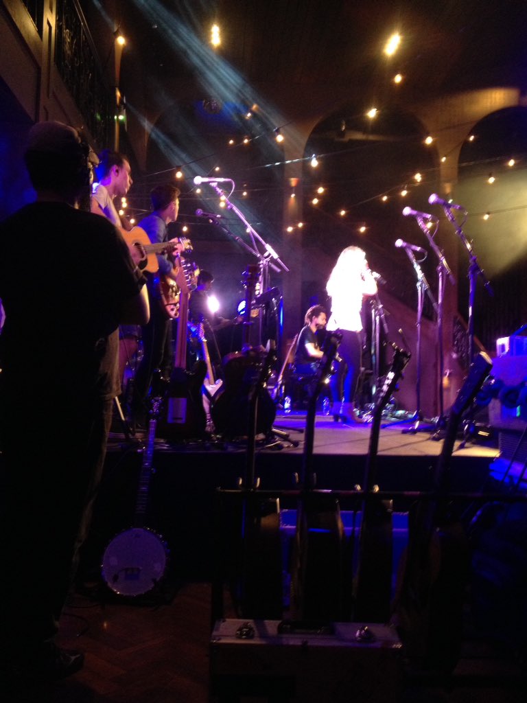 Wicked gig tonight singing bv's for <a href="/theshiresuk/">The Shires</a> to celebrate the launch of their 2nd album #MyUniverse