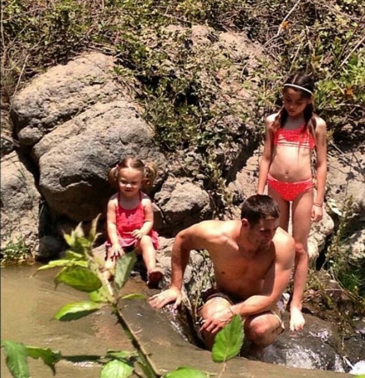 maryo_hm's tweet photo. #BienvenidasAPeruRafaYPaskiR 
Q lindas tus nenas @RodriguezPancho disfruta los dias al maximo con ellas 😘👭 https://t.co/ItuBfPnhDM