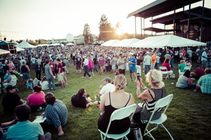 Crux, Oblivion, other locals left out of Bend Brewfest thebeerdetective.wordpress.com/2016/07/15/cru…