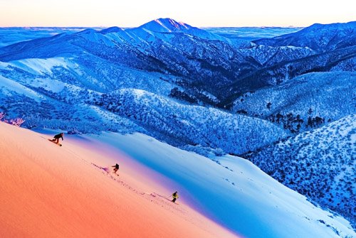 sundaypix's tweet image. Stunning #Snowfields at #MountHotham this morning!