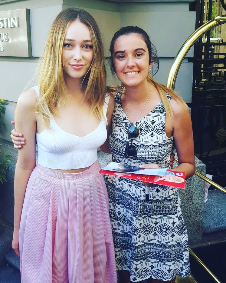 VirgiCyrus's tweet photo. Sí, hoy he tenido el placer de conocer a los increíbles Alycia Debnam-Carey y Colman Domingo, no me odies mucho ❤❤❤ https://t.co/3gfmwQnjSc