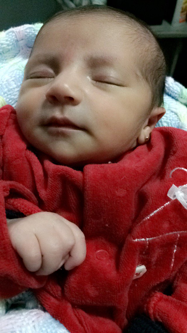 maspqand's tweet photo. Coisa mais linda da tia! ♥ https://t.co/xjiugChGXq