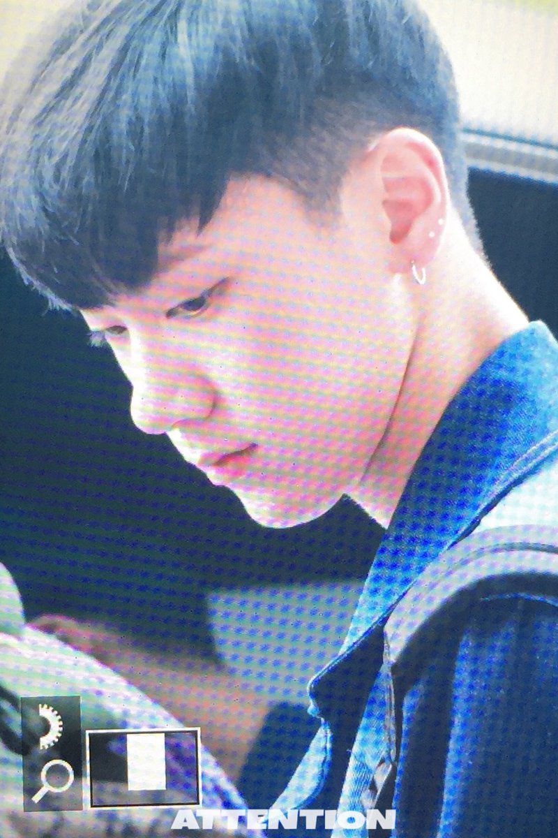 Ten960227Ten's tweet photo. 160715 김포출국 #NCT #텐 #TEN 프리뷰 

소년👼천사💌 https://t.co/2KPLuQ91mT