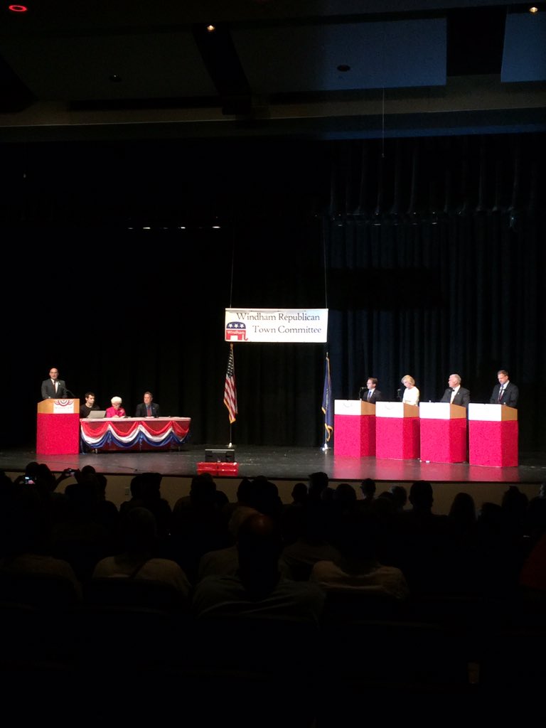 FredDoucetteNH's tweet photo. 1st NH Govn's Debate Windham HS #nhpolitics #NHGOP #NH1News #WMUR ##NHHouse #NHSenate #GovOffice #GOP #TakeItBack https://t.co/DbcsoDjXIo