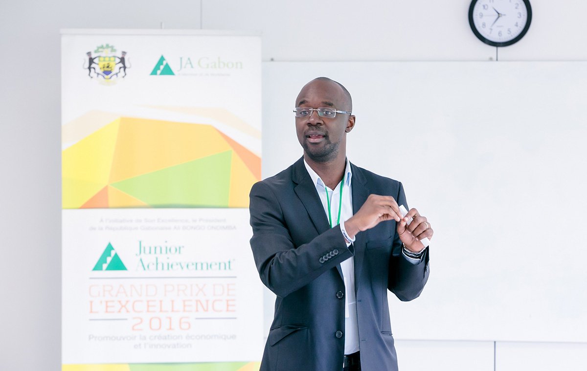 Après le coaching, les finalistes ont du pitcher leur projet face au jury. Retrouvons cette étape en images #Gabon