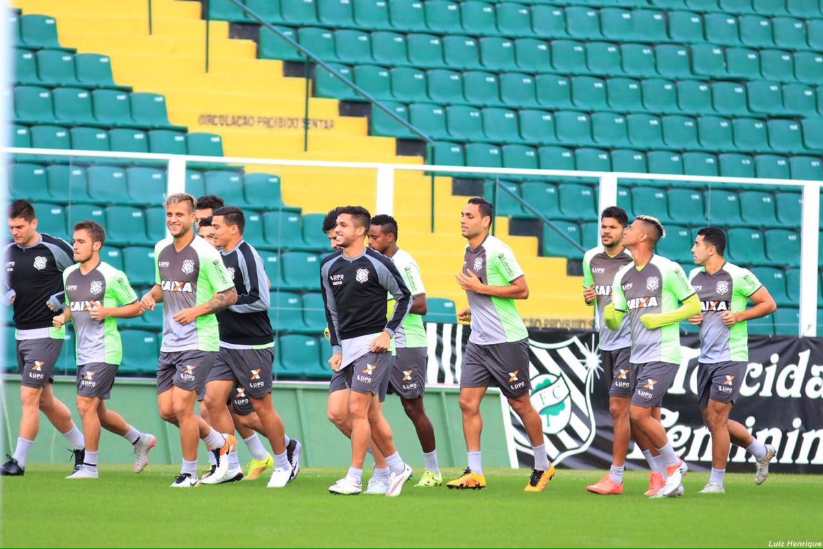 RafaShow22's tweet photo. Seguir trabalhando! 👊🏽⚽️ @FigueirenseFC https://t.co/c0gstRwcXj