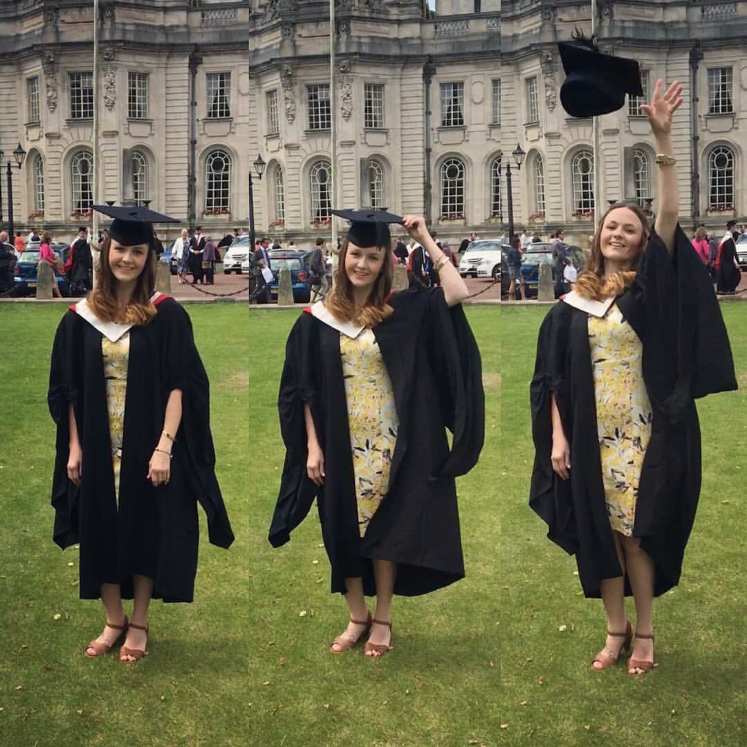 lck1993's tweet photo. 🎓Graduation day!🎓 Well done girls! #CardiffGrad #september2012 #cardiffuniversity #proud #midwife #obligatoryhattoss https://t.co/Jzqn0uO8vz
