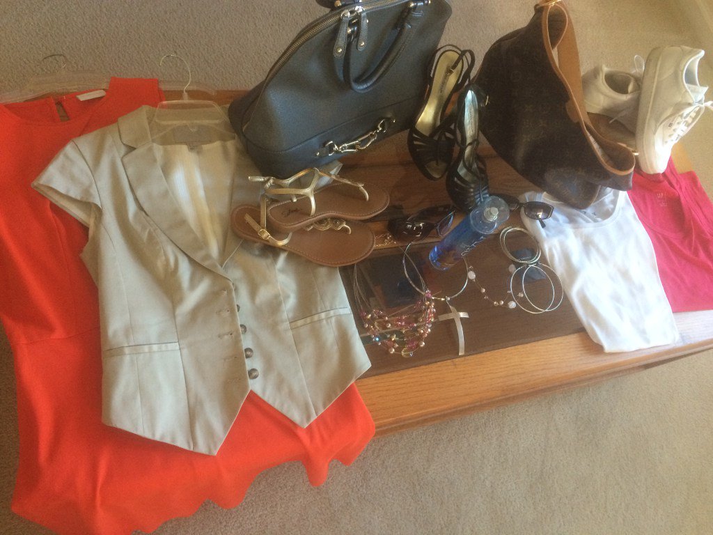 MsTiffany08's tweet image. My 8 Summer Must Haves secretsofawelldressedwoman.com/2016/07/15/my-…