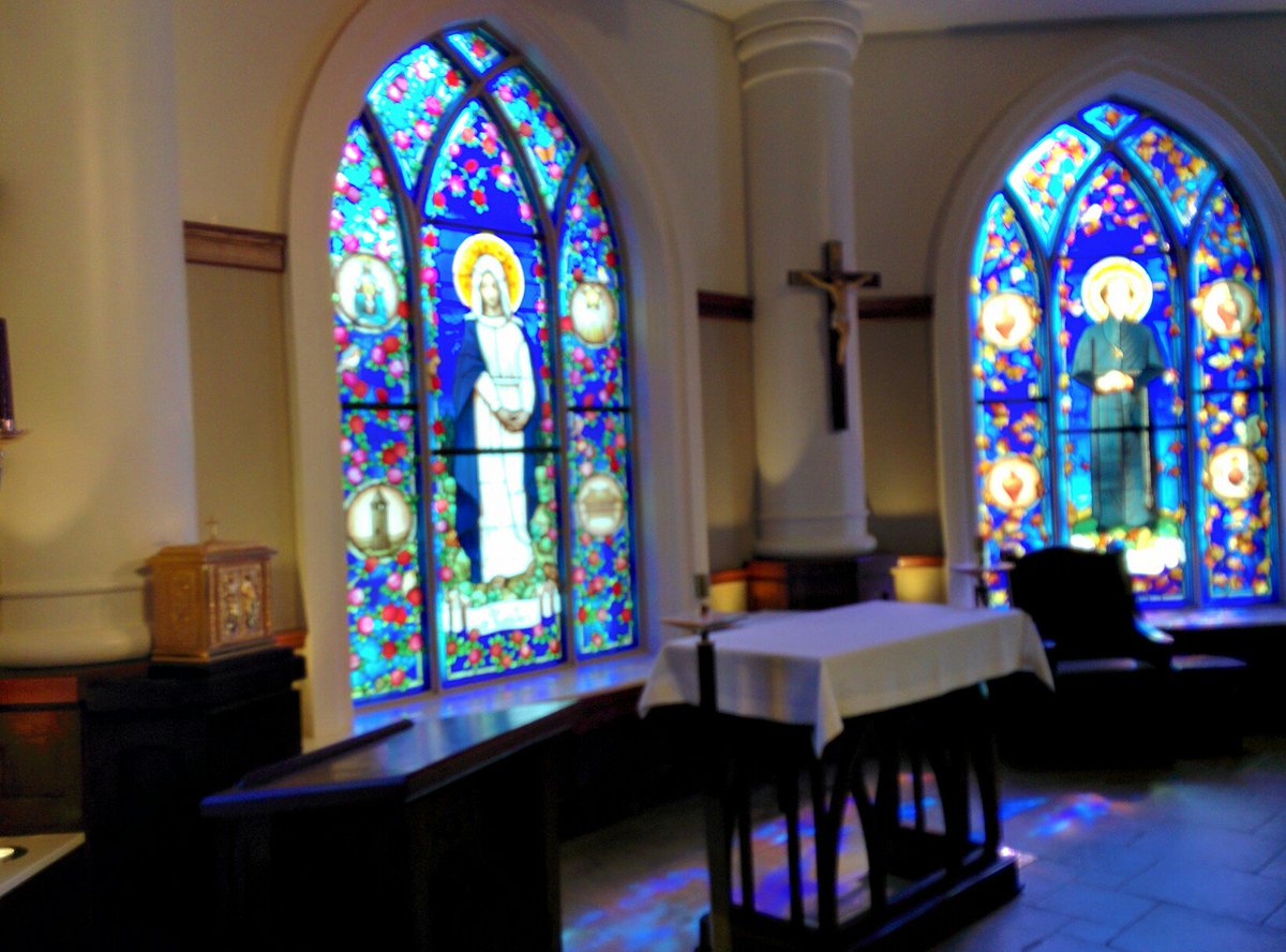 vanepa's tweet photo. Beautiful chapel in Stinson-Remick Hall, college of engineering. #GLSBC https://t.co/hw5jUKvYHu