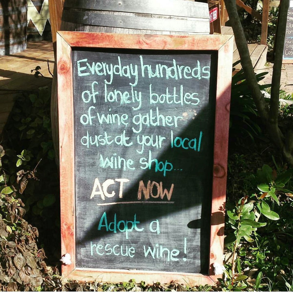 winewankers's tweet photo. It's for a good cause! #wine #winelover https://t.co/GCWJFqCo7L