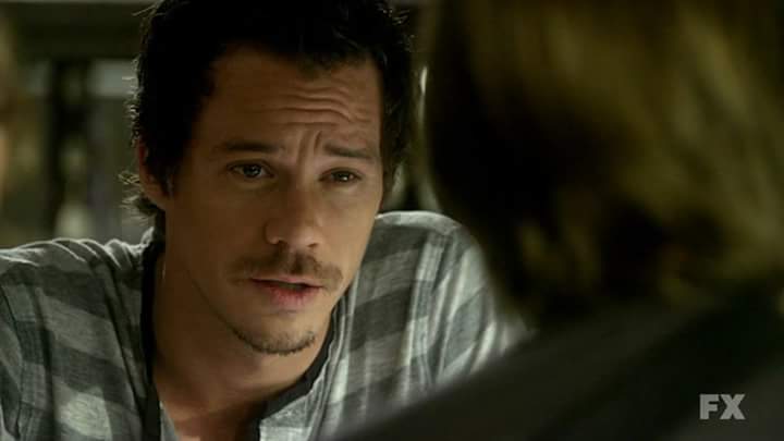 MRJFanpage's tweet photo. #throwbackthursday (2010) Mike as Britt Pollack in #TerriersFx 
#MichaelRaymondJames #BrittPollack #mrj #TBT https://t.co/6H5IkqRidg