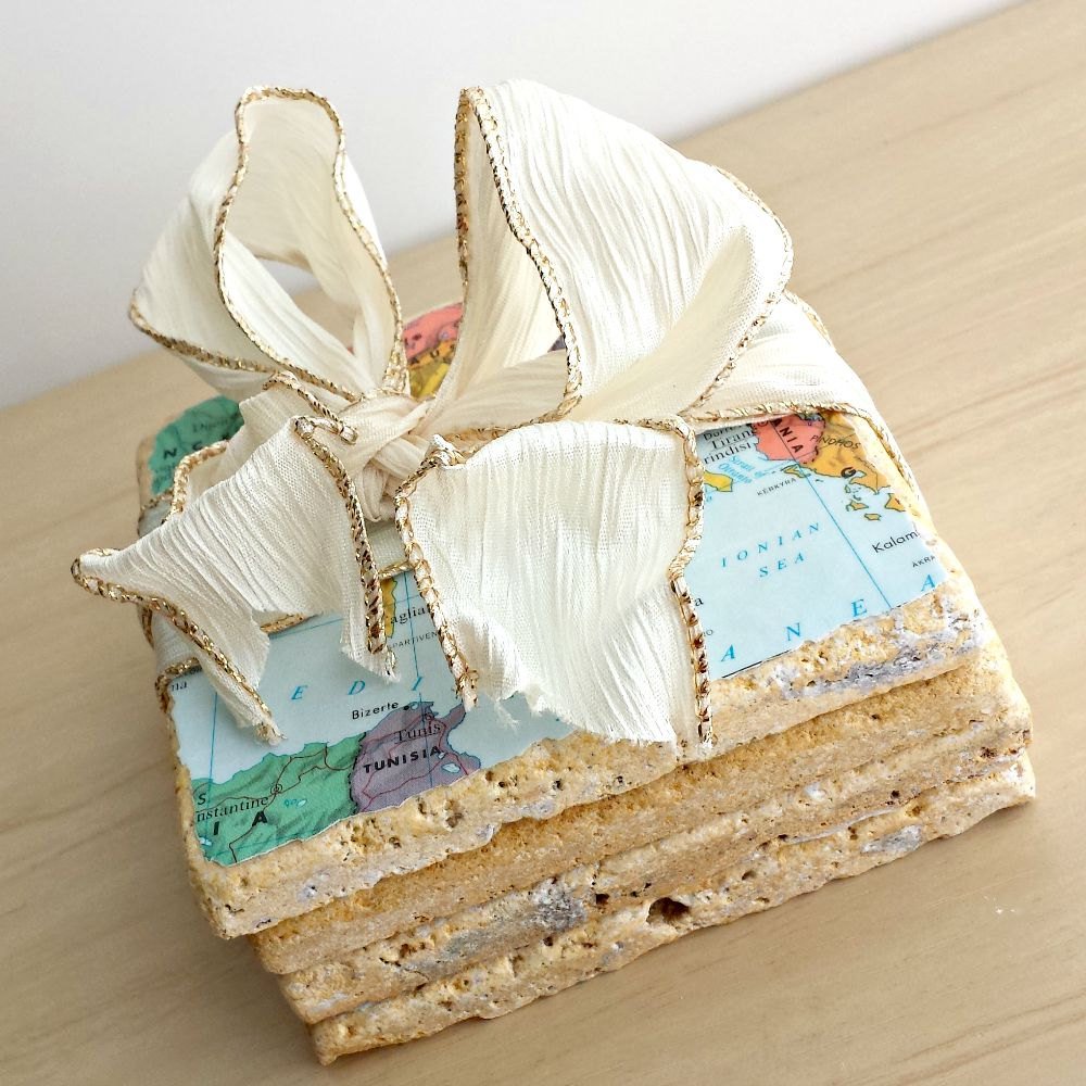 roseanddella's tweet photo. Map Coasters / Custom Map / Drink Coasters / Wedding Gift forโฆ https://t.co/ZEq8Une8eE #Handmadejewelry #MapCoasters https://t.co/NQzKdWoN3w