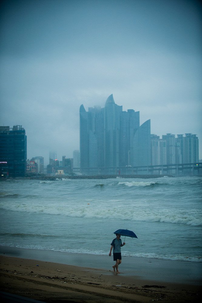 비오는 `광안리`