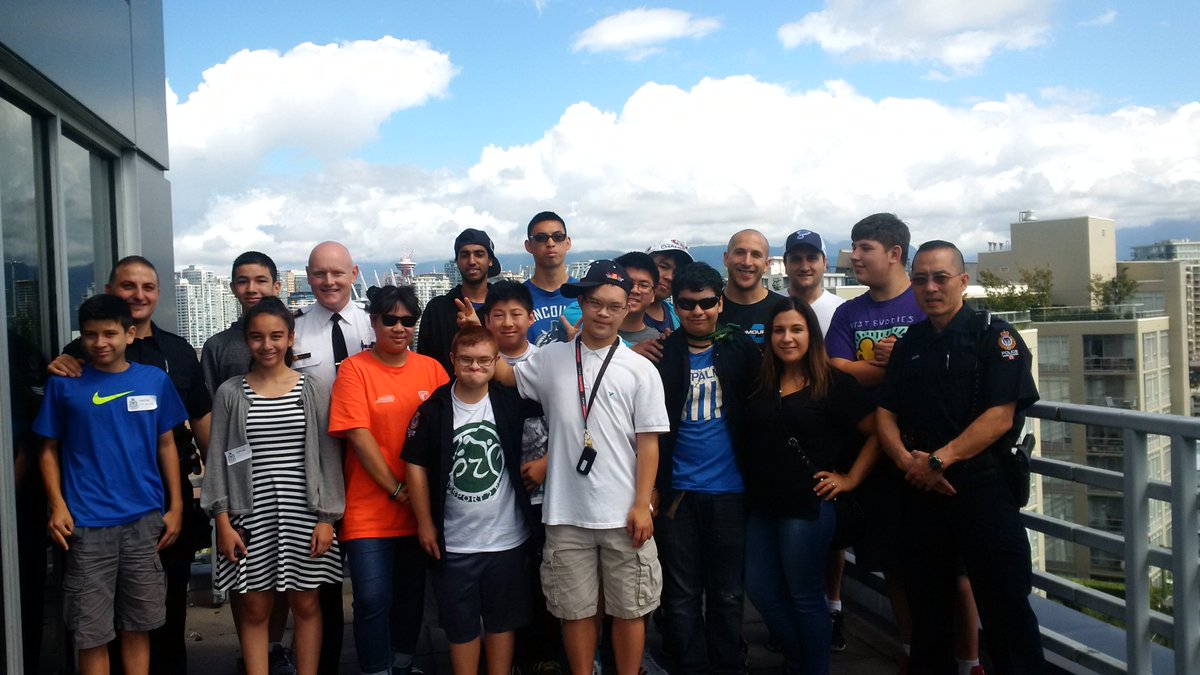 My pleasure to meet with #YouthInAction kids at #PoliceHQ today! <a href="/VancouverPD/">Vancouver Police</a> <a href="/VPDYouth/">VPD Youth Services</a> #YIA <a href="/TroutLakeCC/">TroutLakeCC</a>