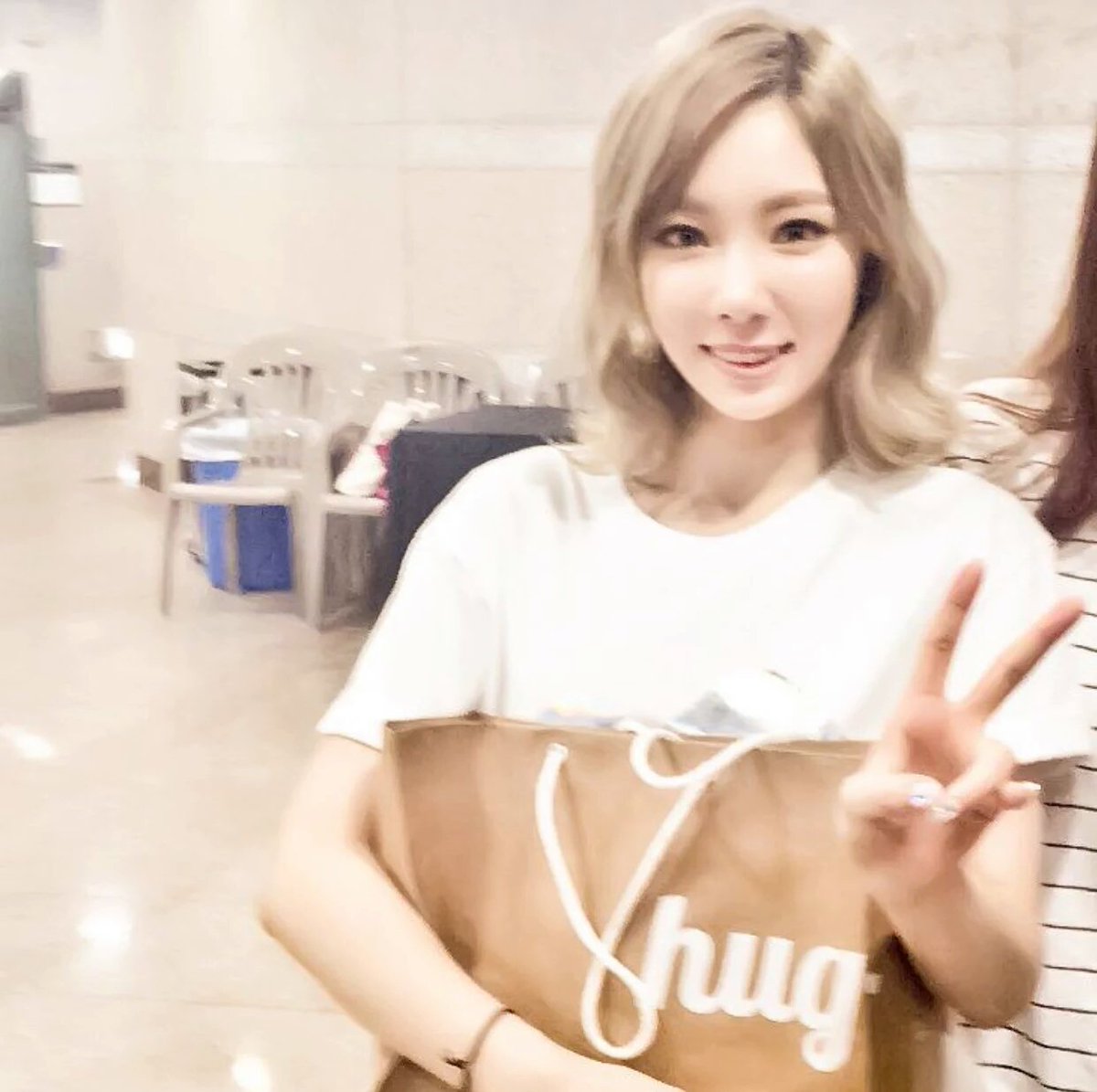 hugplus.me's IG update - Taeyeon 태연 
instagram.com/p/BH3RjGKgD8E/ #ButterflyKiss