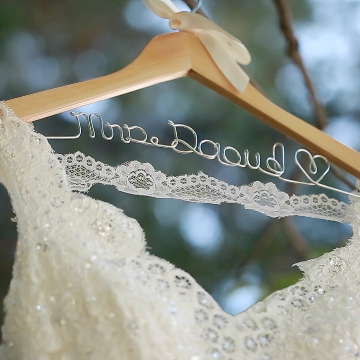 roblesvideo's tweet photo. Sherri Freeman + Ronnie Daoud #weddingday #weddingflim #ocwedding #marbellagolfcountryclub  #bride @MarbellaCC https://t.co/FRdU2ajGAp