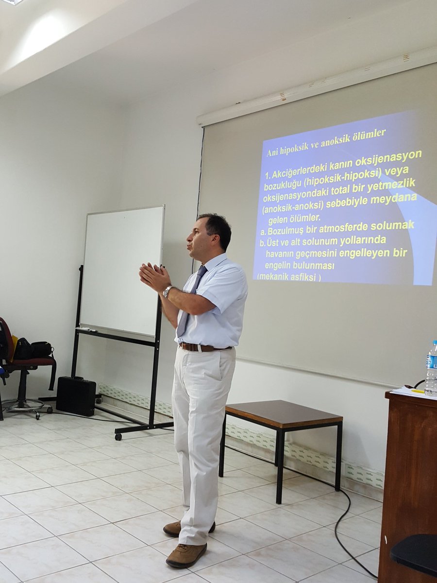 Prof Dr Gürol CANTÜRK Dedektiflik Kursumuzda Asfiksileri anlatiyor <a href="/adlibilimciler/">Adli Bilimciler Drn</a> <a href="/odakdedektiflik/">a.ö.d.d başkan mesut</a> <a href="/GrolCantrk/">Gürol Cantürk</a>