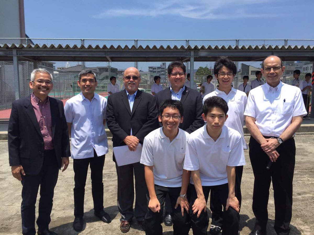 lasallelead's tweet photo. Brother Superior with the Brothers and students of La Salle Kagoshima. #LEADbros https://t.co/zwGB5uCB6P
