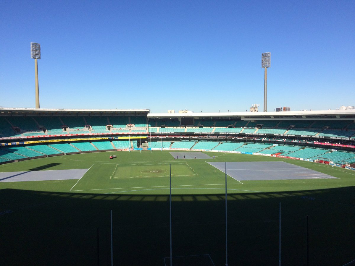RedveeJohn's tweet photo. More photos @scg.Can you spot statue of Yabba the famous heckler in final photo?.front row to left of posts #scgtour https://t.co/BI0I6UT7pH