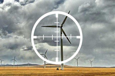 renew_economy's tweet photo. Murdoch, Coalition go in guns blazing against wind and solar https://t.co/XD60CMmamL #auspol https://t.co/q21aIfa2d6