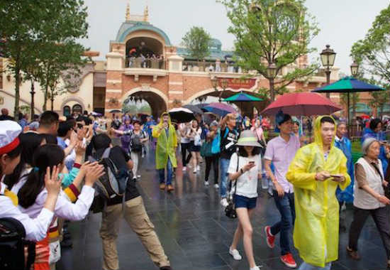 #Shanghai #Disney Attracts One Million Visitors In First Month buff.ly/29Uc69P #China