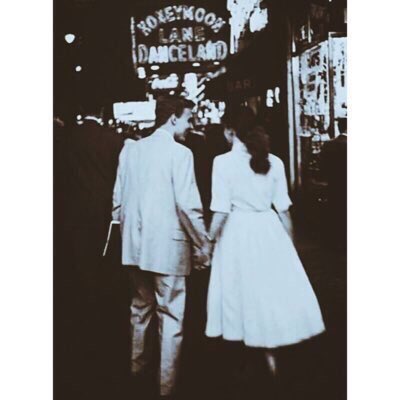 HudaZhrani's tweet photo. -

بـَ العيون أحباب بس أنت هِنا
بين ضلع ، وبين قلب وبيّن روح ! https://t.co/53TKl10Jh2