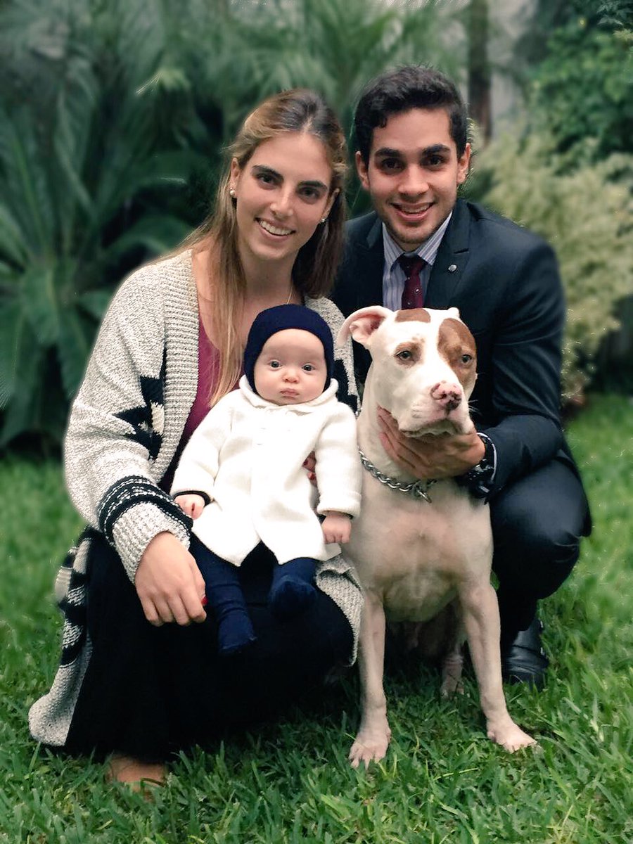 Dante Mama Papa Hermano Mayor Y Bebe Linda Familia