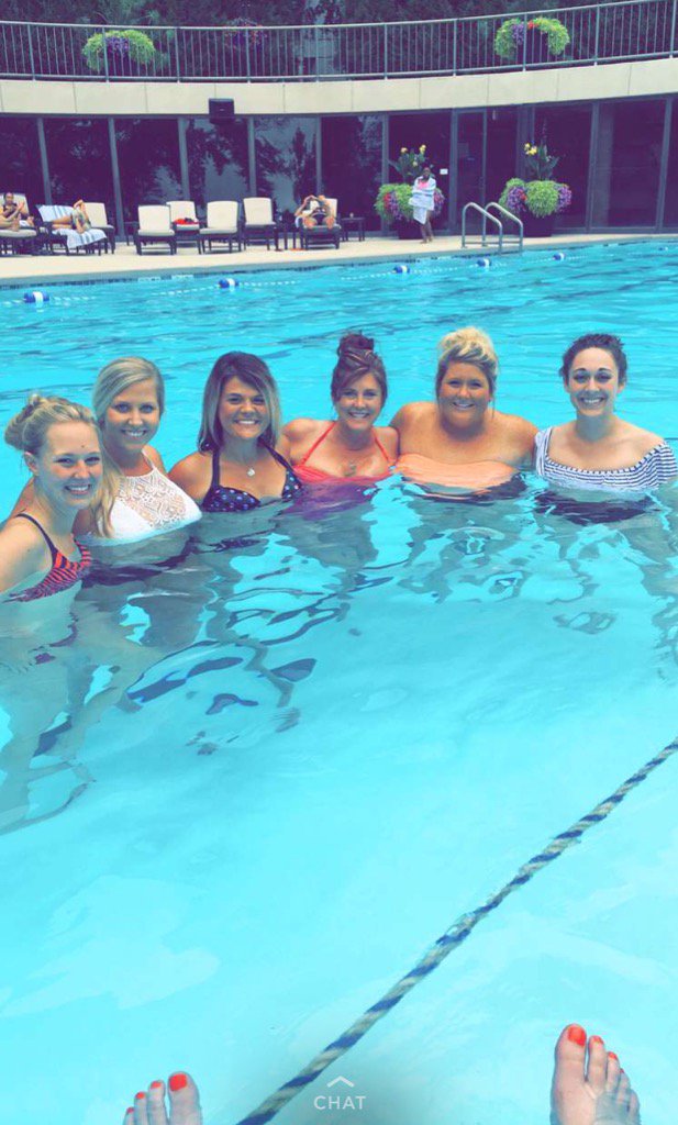 Hambone_SB's tweet image. Had a little pool time in KC! #learningmath #mathplus2016 #gregtang