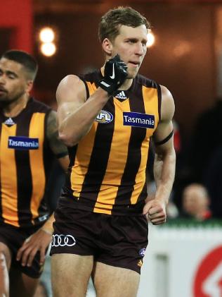 superfooty's tweet image. O'Rourke 50m penalty a 'bad error'? It's not just Swans fans who think so: bit.ly/2aeuLfi #FreeKickHawthorn