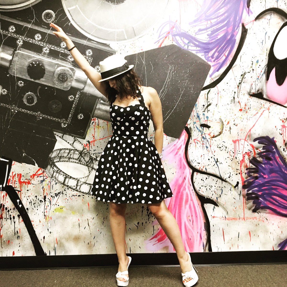 christinaderosa's tweet image. Just left a table read at @RIVETING_ENT #happyactor