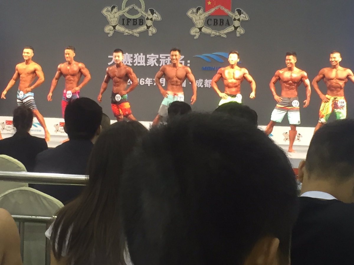 Mr_Chriscallan's tweet photo. 越看越困，提早回家睡觉，😪 https://t.co/YoD6SVKfSQ
