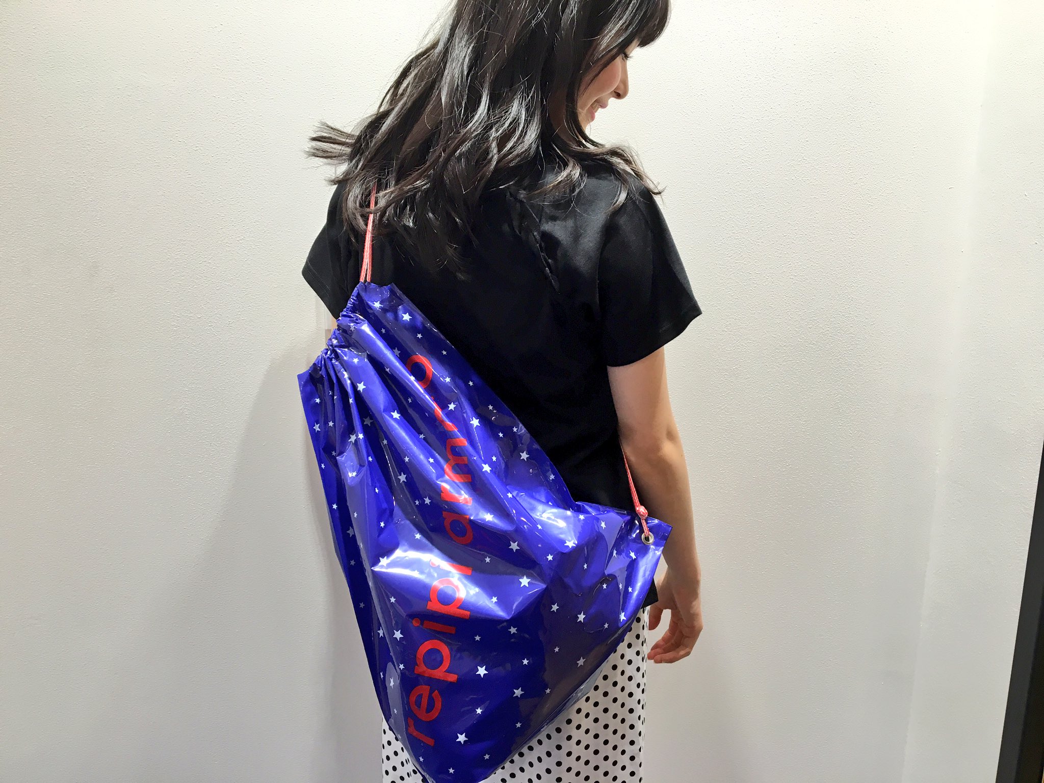 レピピアルマリオ Twitterren 本日スタート 夏休み限定ショッパー お買い物するともらえる プールに海に夏イベで大活躍 りんか C みたいにナナメ掛けしてね 去年とヒモとロゴが変わってる ウェブでももらえるよ T Co Qxnyqm3e96 レピピアルマリオ Twitterren 本日スタート 夏休み限定ショッパー お買い物するともらえる プールに海に夏イベで大活躍 りんか C みたいにナナメ掛けしてね 去年とヒモとロゴが変わってる ウェブでももらえるよ T Co Qxnyqm3e96