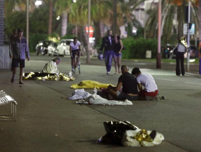 CnYpR9YUkAAg8Kq.jpg:large