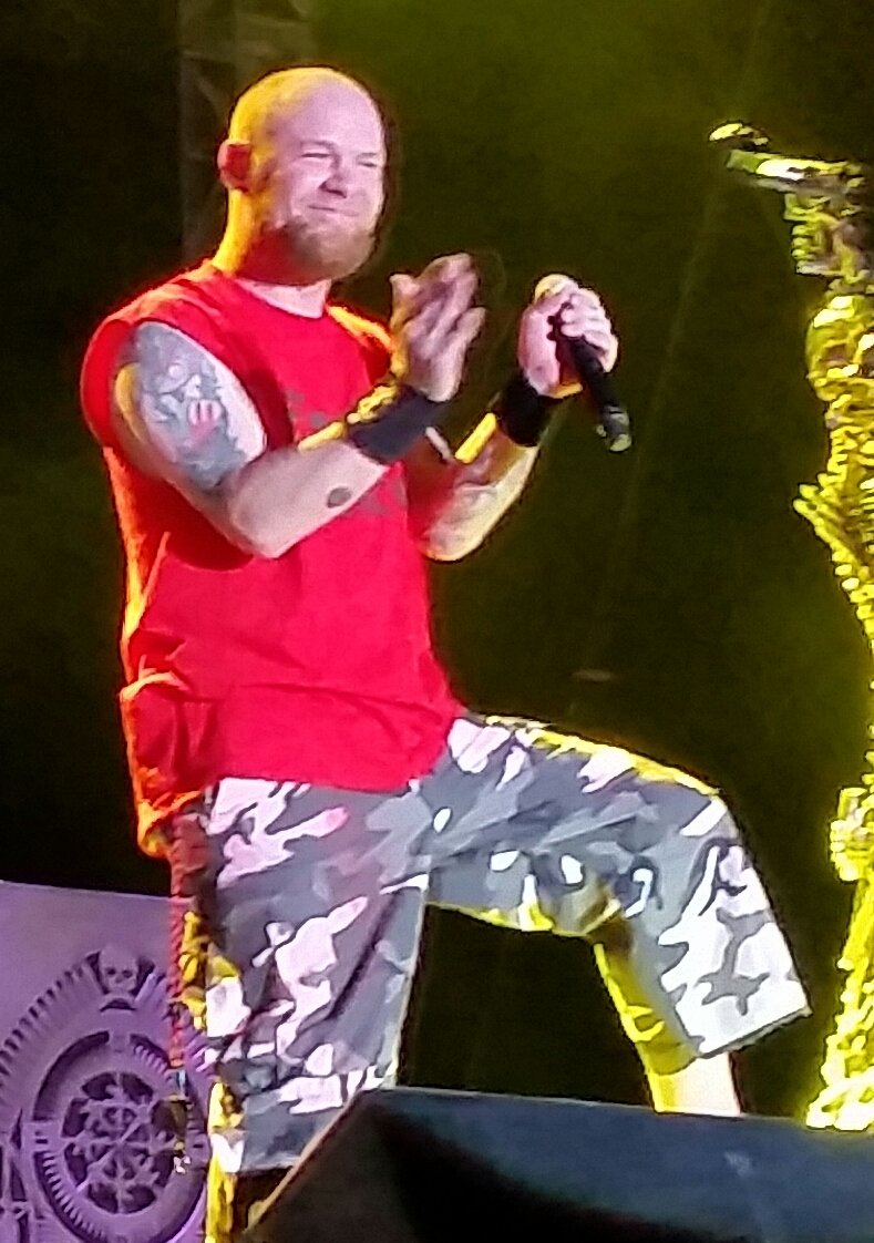 KaelArmyShesus's tweet photo. #AndThisGuy #Lifesavers @FFDP #NoGoodPicsOfZoltanOrJeremy https://t.co/aVzwnIT8SQ