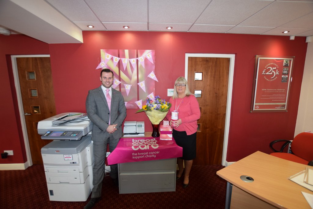 GascoigneHalman's tweet image. Here's our #WhaleyBridge Team looking fab in pink for 'WEAR IT PINK' Day! All donations go to @BCCare  #breastcancer