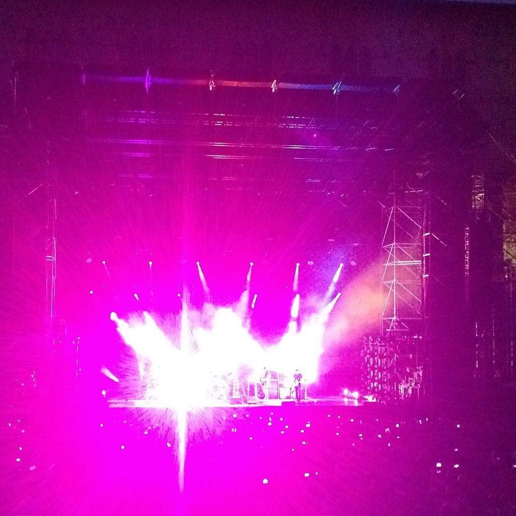 EleFuser's tweet photo. // The National // #thenational #latergram #nofilter #pistoia #pistoiablues #festival #con… https://t.co/VgI3CDgdoD https://t.co/LQ3gh2GCOm