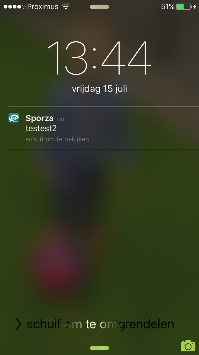 Gilloise's tweet photo. Gilles hier. Test ontvangen, Sporza. Over. #testnotifications #sporza #ios #keepontesting https://t.co/a0nOLU79FJ