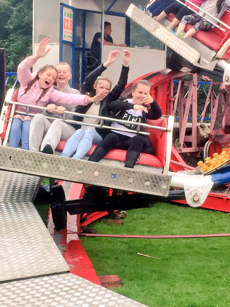 rainhillarts's tweet photo. @rainhillhigh #Rainhill #RinthePark #SummerFestival https://t.co/FQEvN0Ulvl