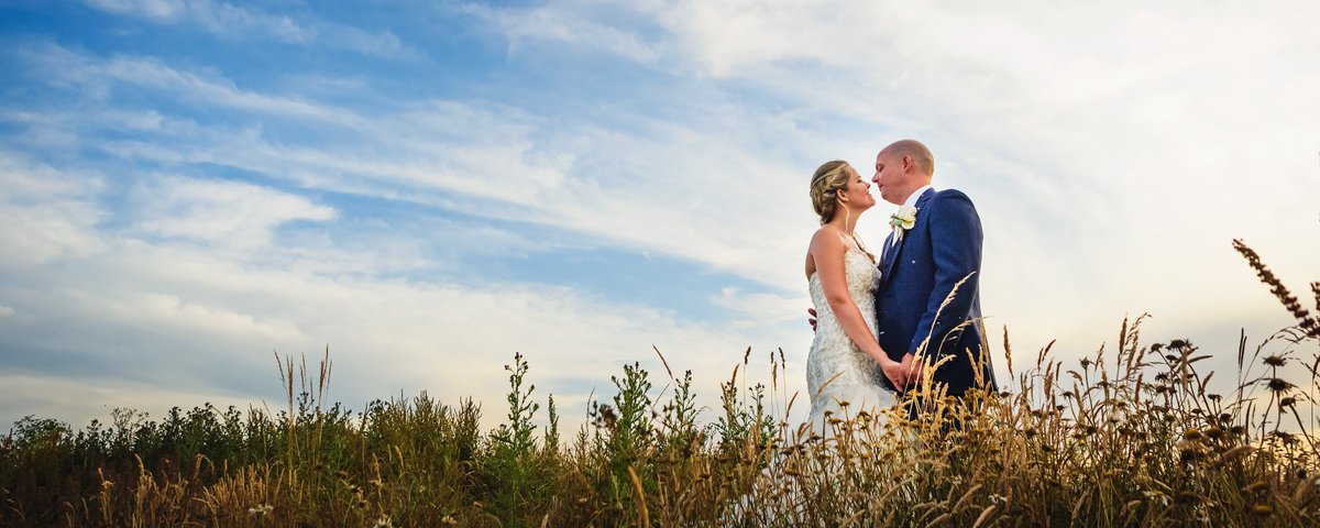 Just added a hot July wedding from <a href="/MaidensBarn/">Maidens Barn</a> to my blog, justin-bailey.co.uk/weddings/maide…