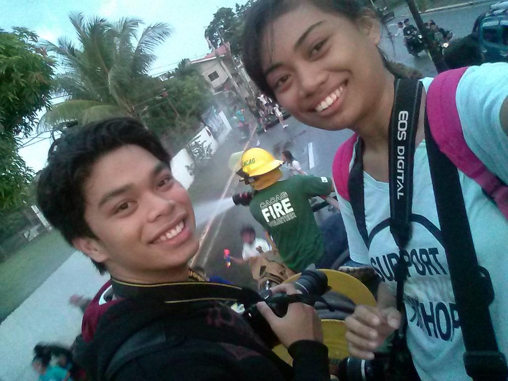 wordsbynic's tweet photo. First time nmun mkadkay bombero because of HSE xD
#journalistsbelike https://t.co/iGU6rc5oTK