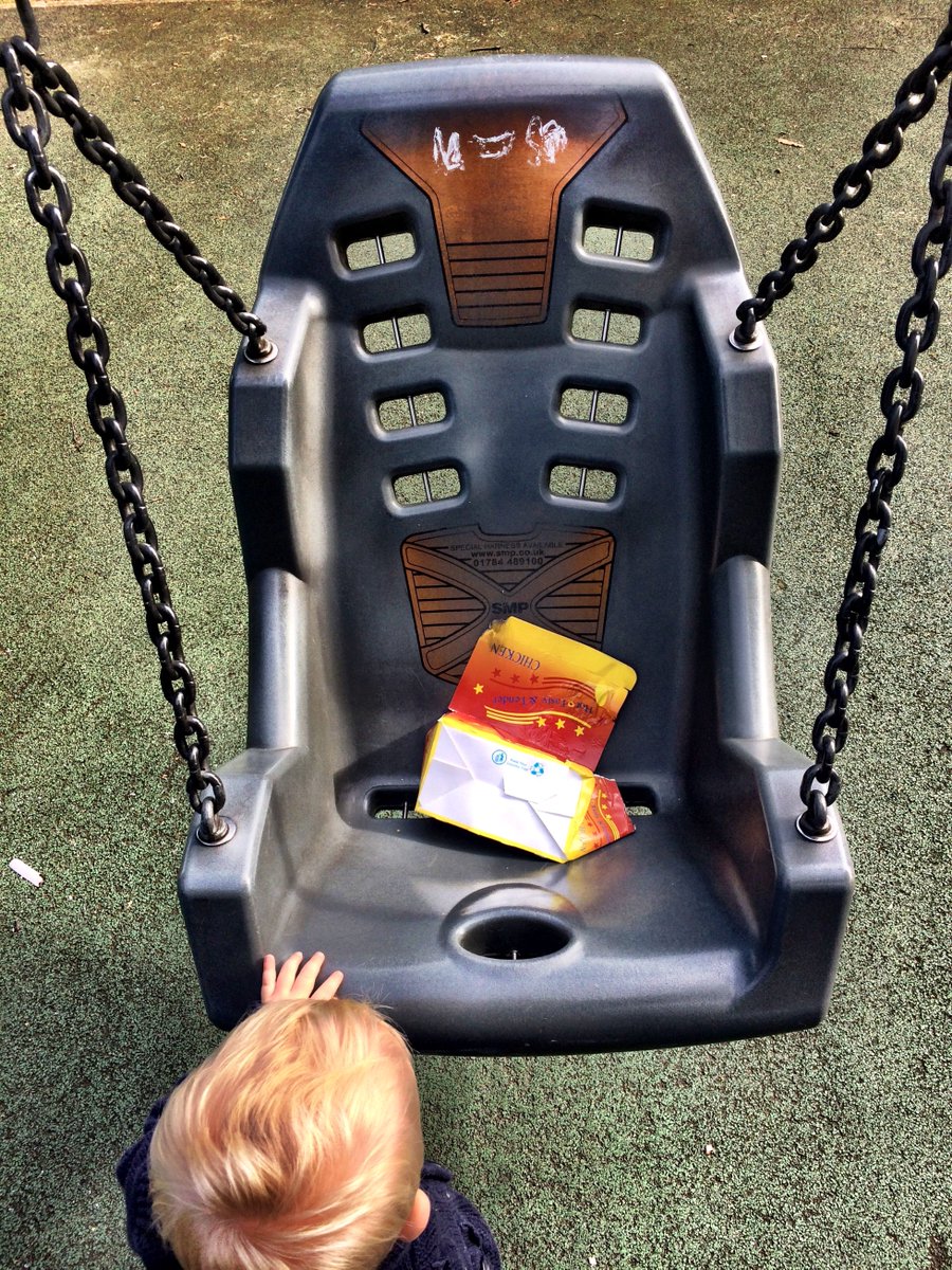 snwhite73's tweet photo. @wandbc wandsworth park kid's playground at 08:30am. Good work... https://t.co/fiiOPhXWdX