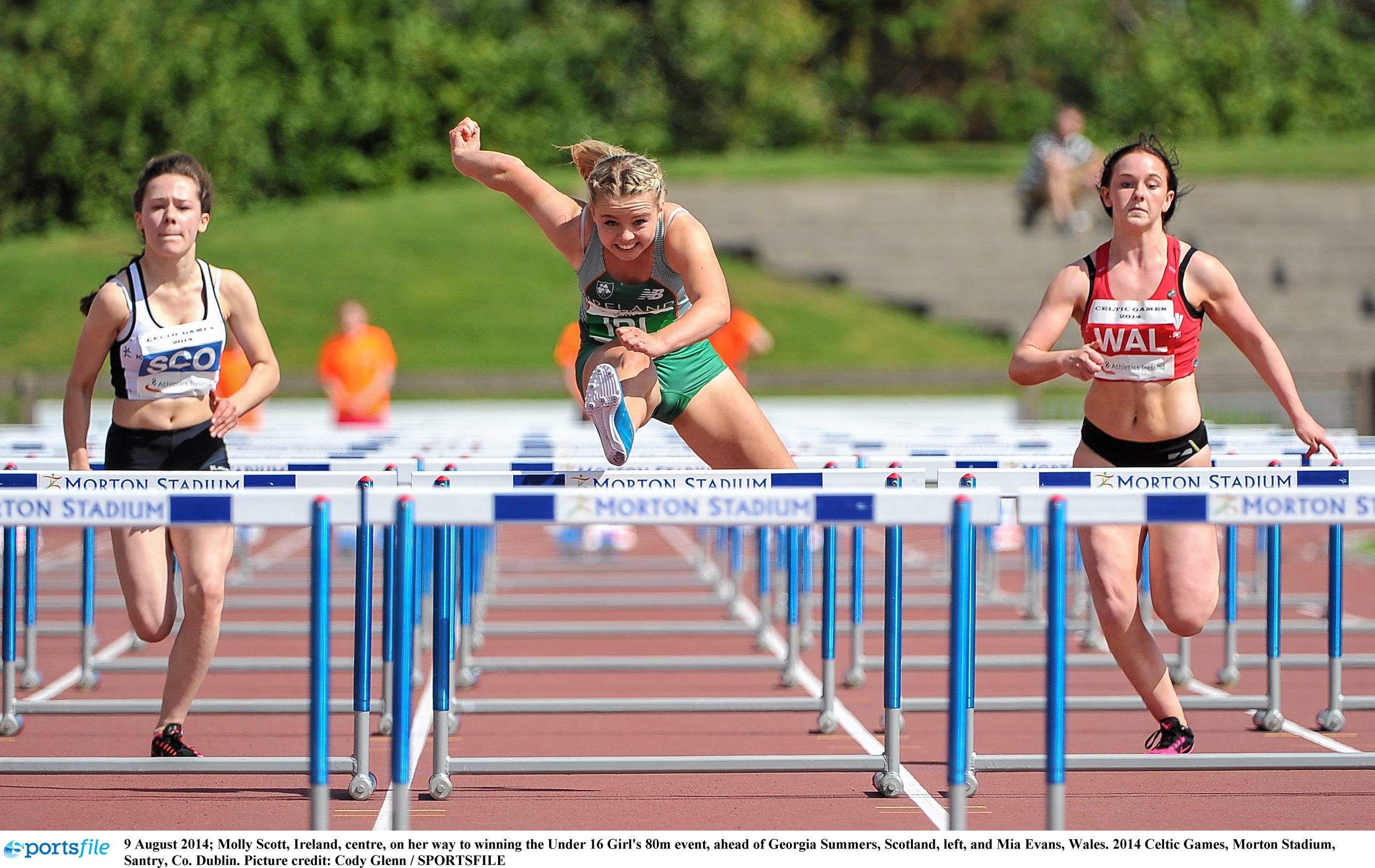 Athletics Ireland Molly Scott Breaks The Old Youth 100m Hurdles Record By 15 13 47 Seconds Eych16 T Co 64tvr2jcek T Co Bzqbcsgzjr Twitter