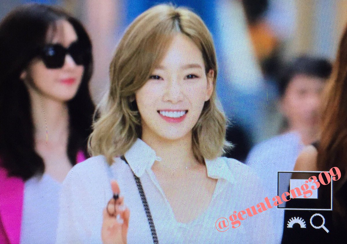 [PIC][15-07-2016]SNSD khởi hành đi Nhật Bản để tham dự "SMTOWN Live Tour V in Japan" vào trưa nay CnZKVu4UAAAroeG