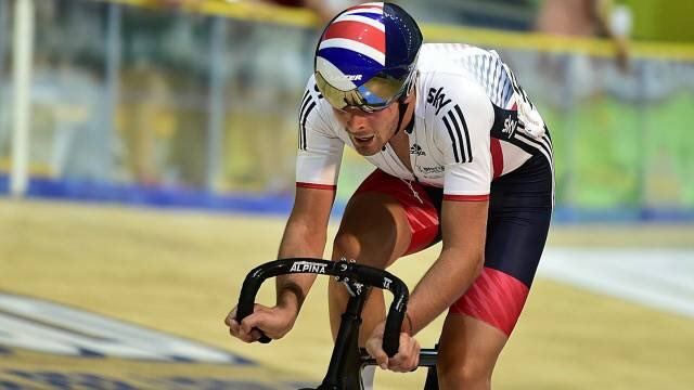 OfficialWIGGINS's tweet image. Back at it again🏆 @JonDibben1 britishcycling.org.uk/gbcyclingteam/…